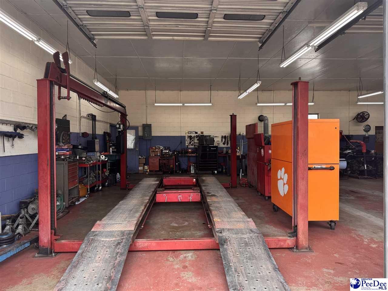 1135 N Main Street Photo 4