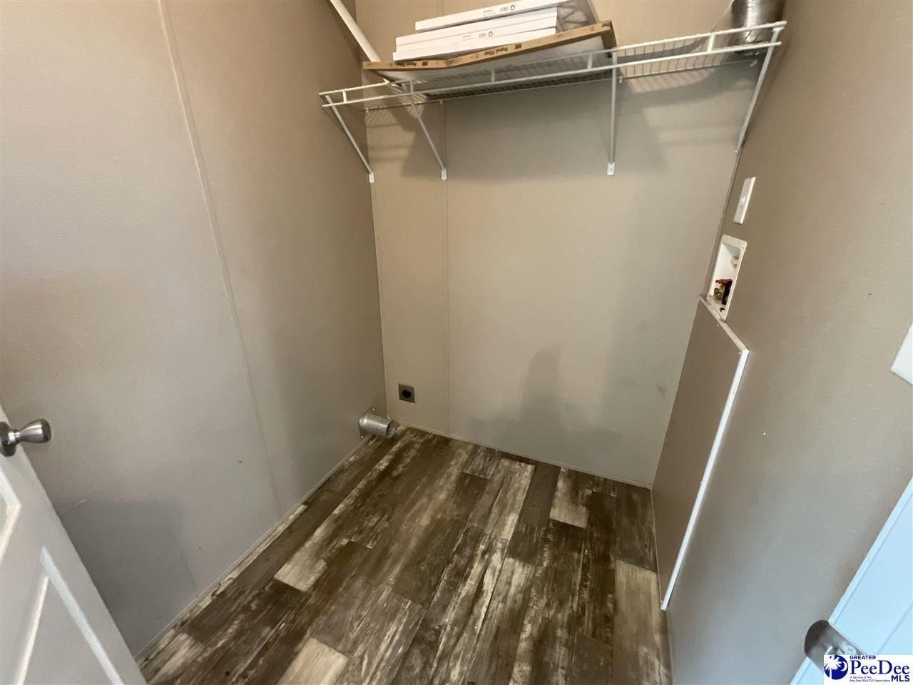 732 Dovefield Rd Photo 22