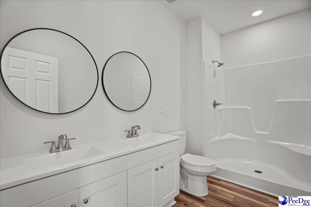 1012 Greenleaf Rd Photo 23