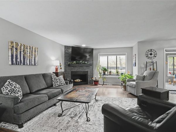 3720 Timberline Dr NE #2 , Cedar Rapids, IA 52402