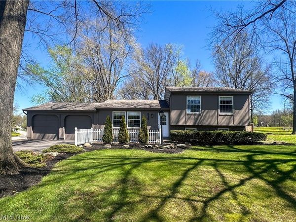 633 Laurelwood Drive SE, Warren, OH 44484