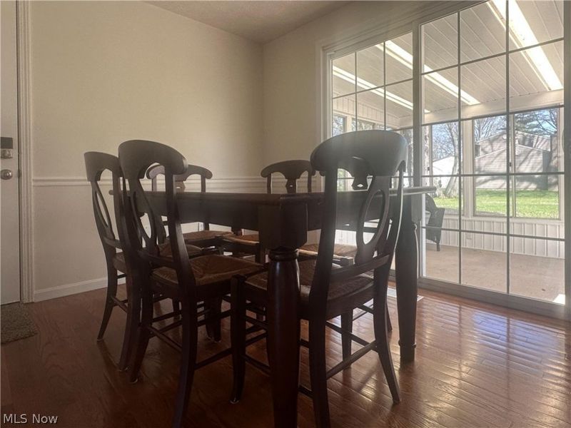 633 Laurelwood Drive SE, Warren, OH 44484 Photo 11