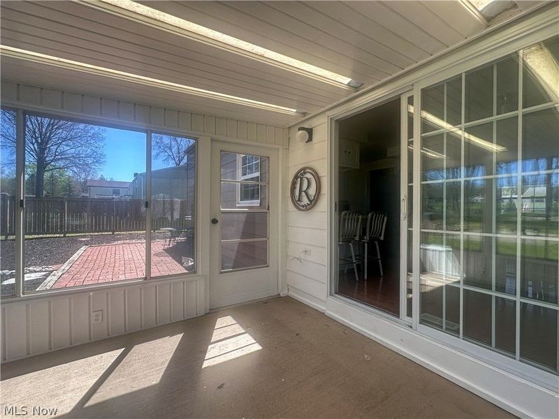 633 Laurelwood Drive SE, Warren, OH 44484 Photo 35