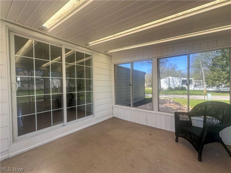 633 Laurelwood Drive SE, Warren, OH 44484 Photo 37