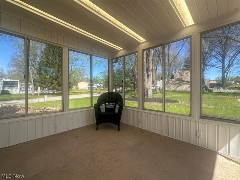 633 Laurelwood Drive SE, Warren, OH 44484 Photo 38