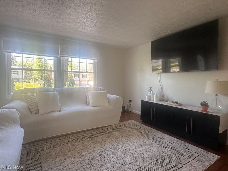 633 Laurelwood Drive SE, Warren, OH 44484 Photo 8