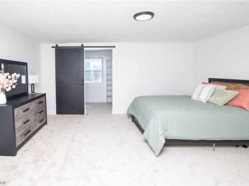 560 Mineola Avenue, Akron, OH 44320 Photo 10