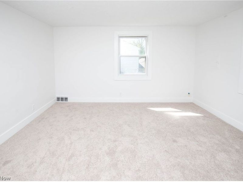 560 Mineola Avenue, Akron, OH 44320 Photo 16