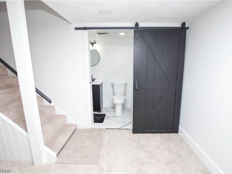 560 Mineola Avenue, Akron, OH 44320 Photo 22