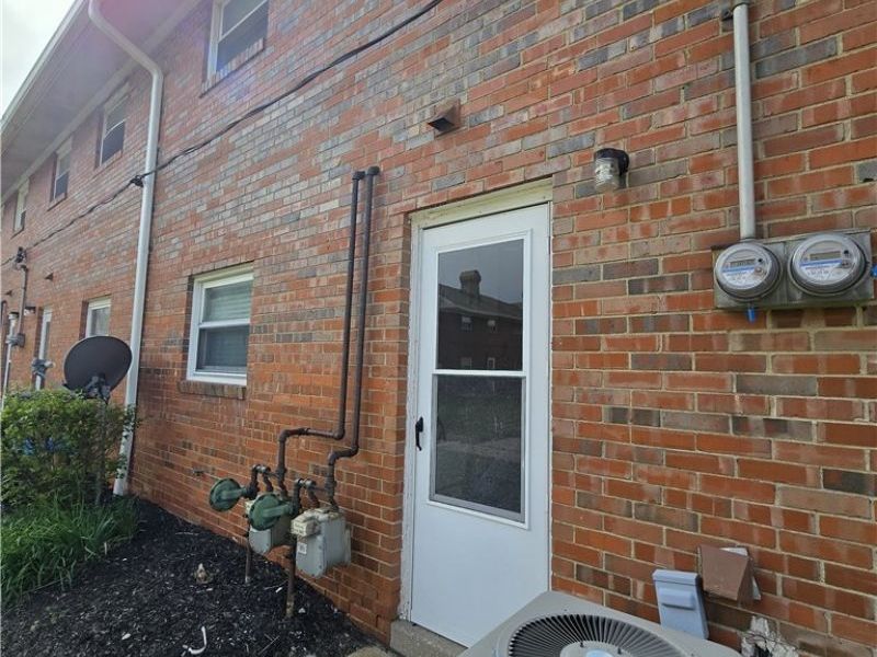31603 N Marginal Road, Unit B, Willowick, OH 44095 Photo 7