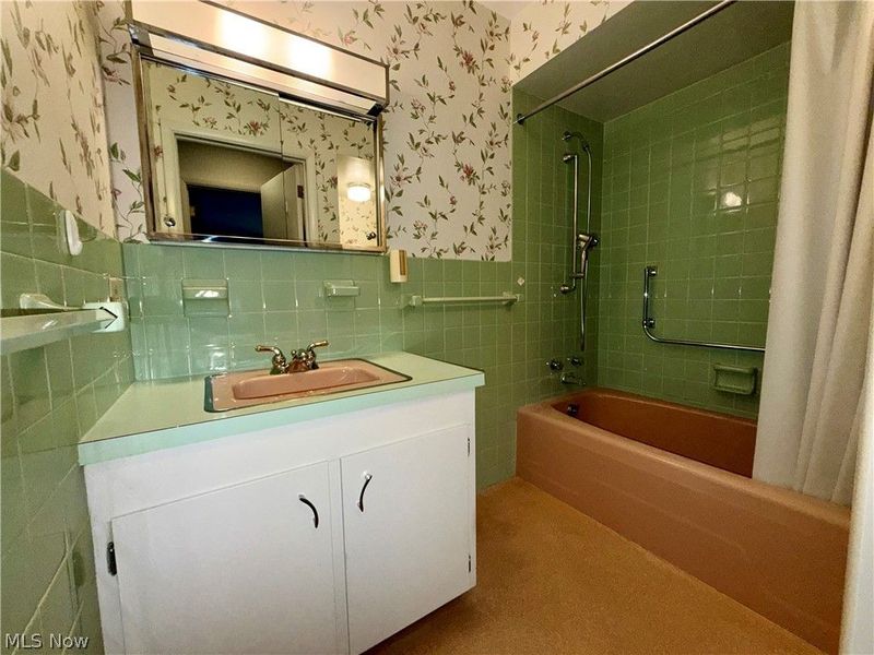 805 Denman Avenue, Coshocton, OH 43812 Photo 15