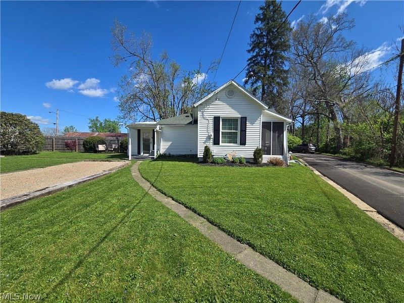 55 Hall Street , Roseville, OH 43777 Photo 3