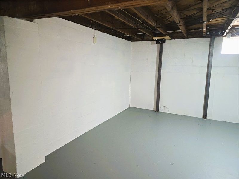 3839 Valacamp SE, Warren, OH 44484 Photo 2
