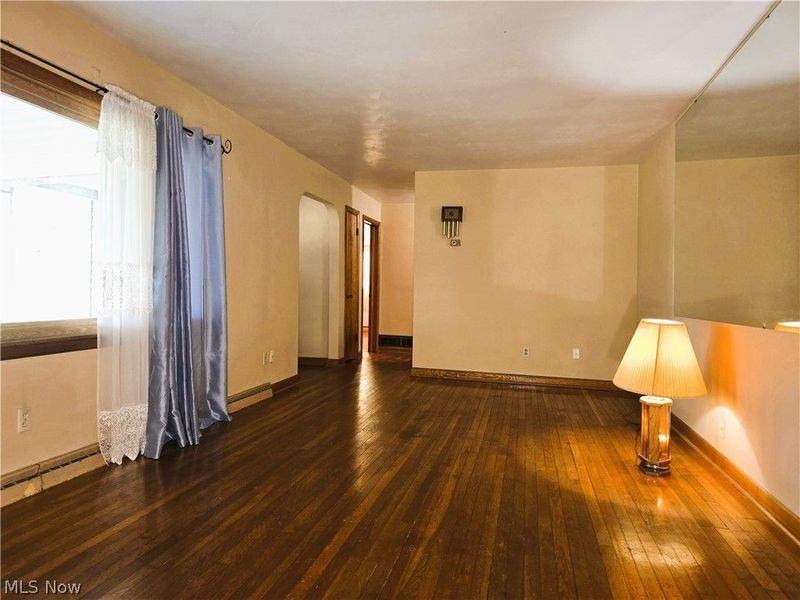 3839 Valacamp SE, Warren, OH 44484 Photo 4