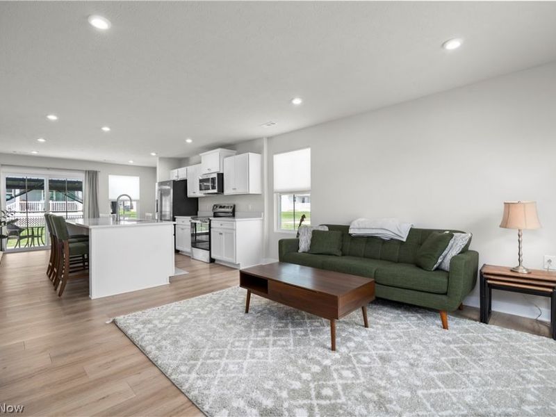 639 Apple Ridge Drive , Elyria, OH 44035 Photo 5