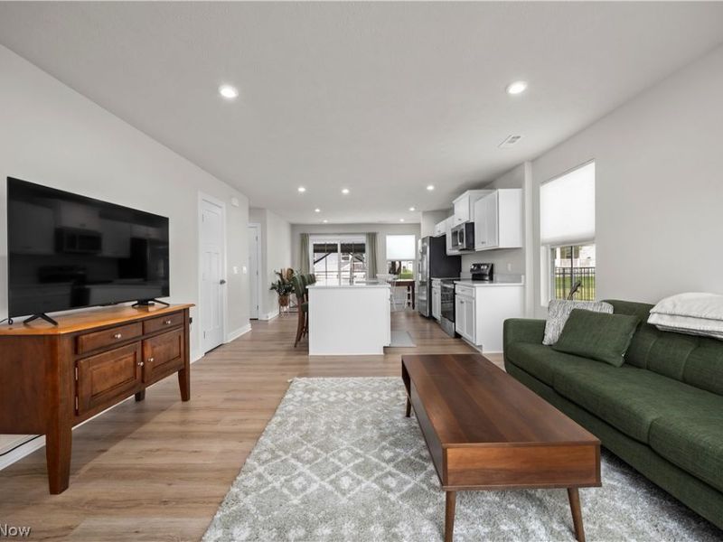 639 Apple Ridge Drive , Elyria, OH 44035 Photo 6