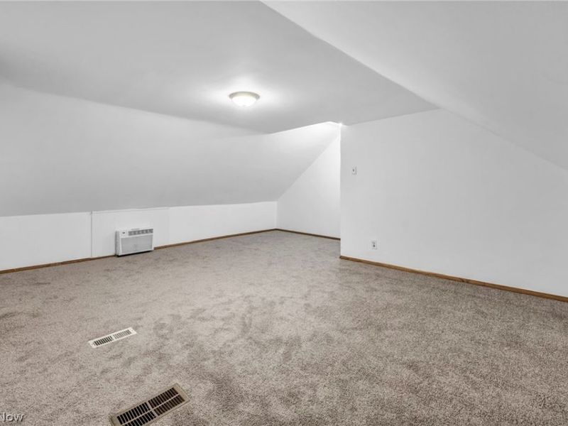 3488 W 52nd Street, Cleveland, OH 44102 Photo 29