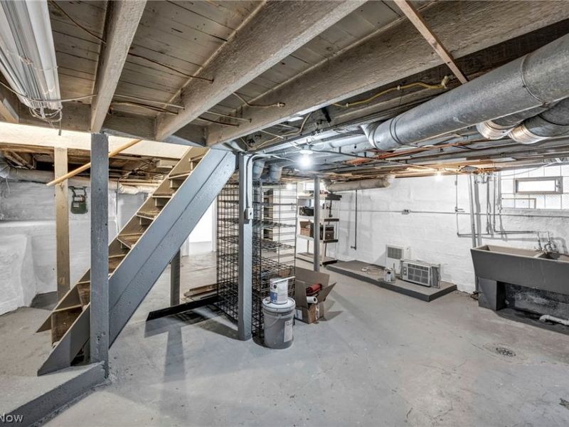 3488 W 52nd Street, Cleveland, OH 44102 Photo 37