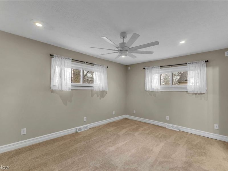 914 Garford Avenue , Elyria, OH 44035 Photo 23