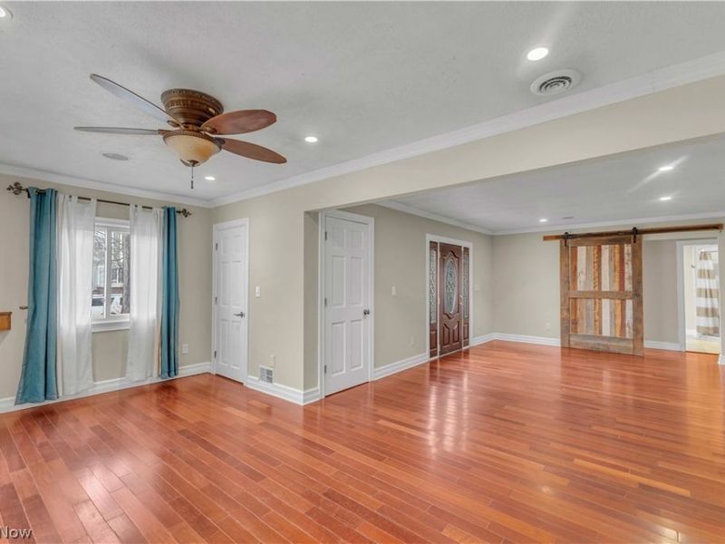 914 Garford Avenue , Elyria, OH 44035 Photo 6