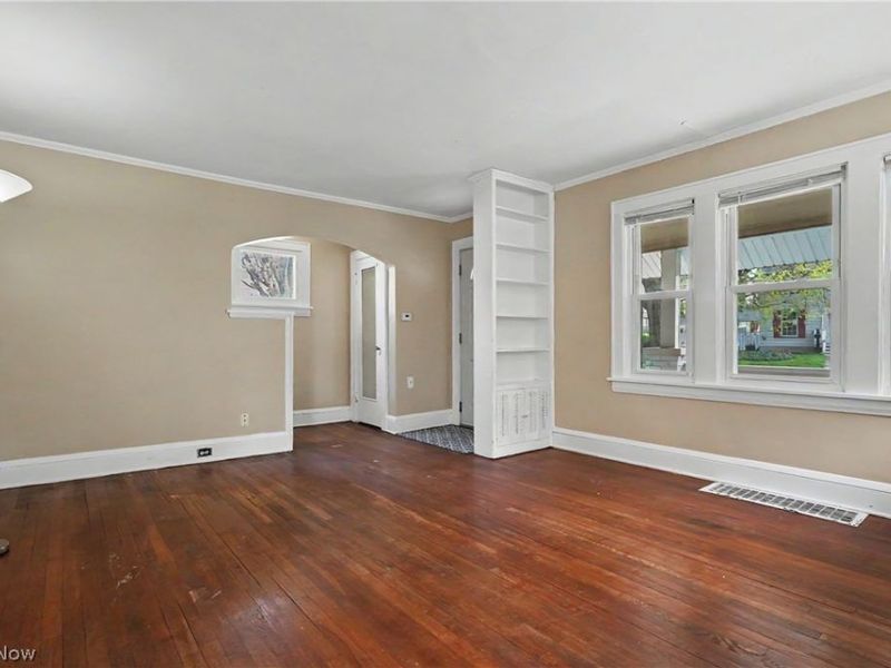 2782 Oakwood Drive, Cuyahoga Falls, OH 44221 Photo 12