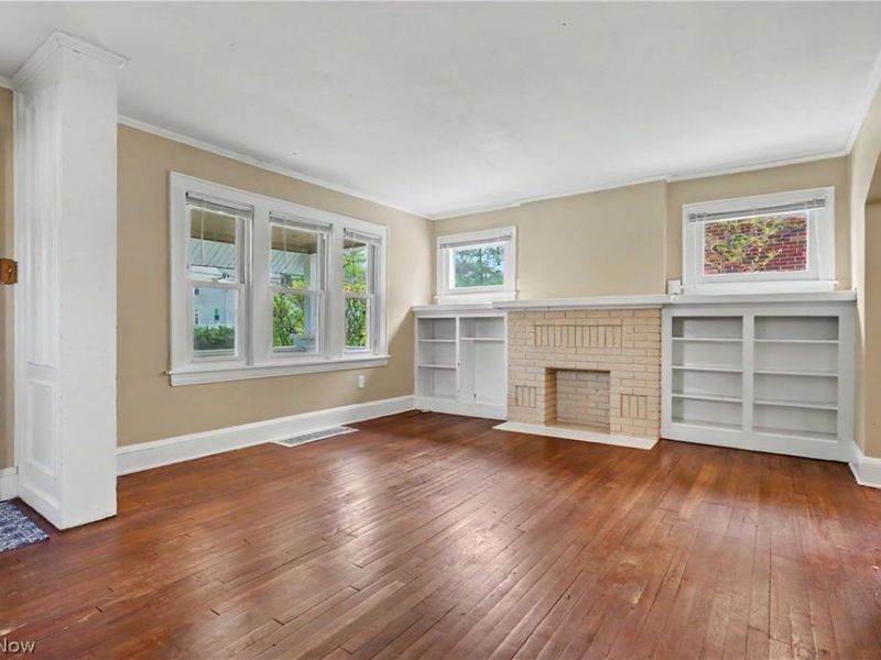 2782 Oakwood Drive, Cuyahoga Falls, OH 44221 Photo 3