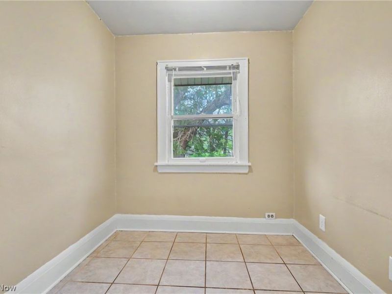 2782 Oakwood Drive, Cuyahoga Falls, OH 44221 Photo 9