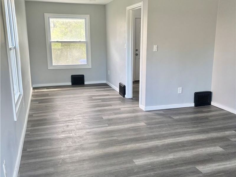 14119 Tuckahoe Avenue, Cleveland, OH 44111 Photo 12