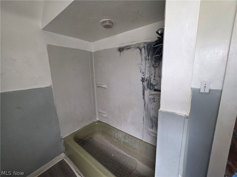 13116 Harvard Avenue, Cleveland, OH 44105 Photo 11