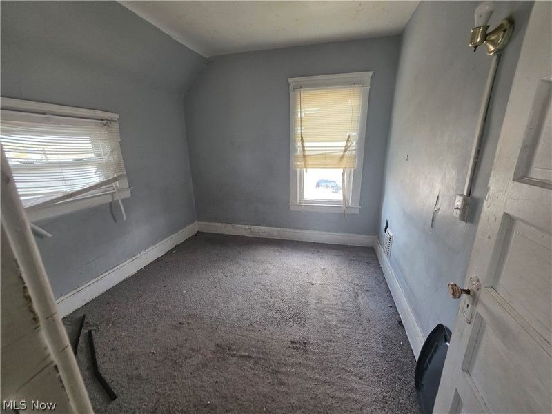 13116 Harvard Avenue, Cleveland, OH 44105 Photo 14