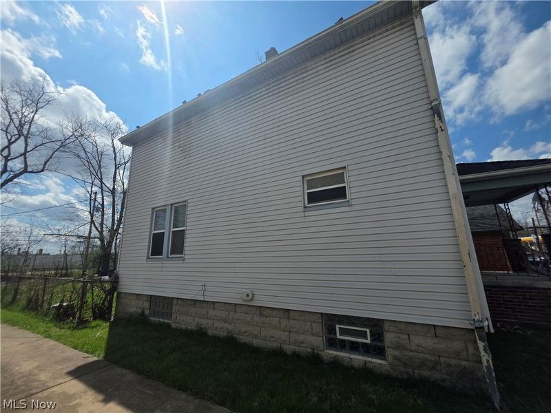 13116 Harvard Avenue, Cleveland, OH 44105 Photo 20