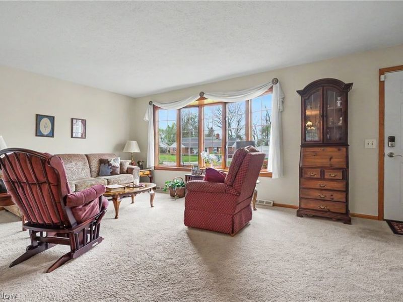 1210 Janet Avenue NW, North Canton, OH 44720 Photo 10