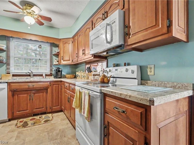 1210 Janet Avenue NW, North Canton, OH 44720 Photo 15