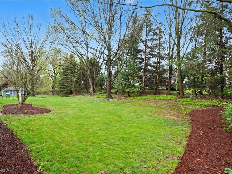 1210 Janet Avenue NW, North Canton, OH 44720 Photo 8