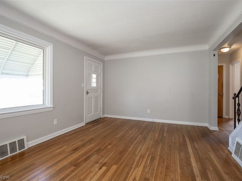 20770 Morris Avenue, Euclid, OH 44123 Photo 10