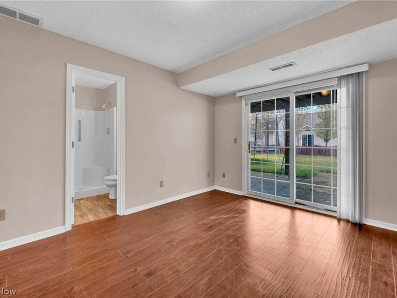 9561 Cyprus Lane, Olmsted Falls, OH 44138 Photo 22