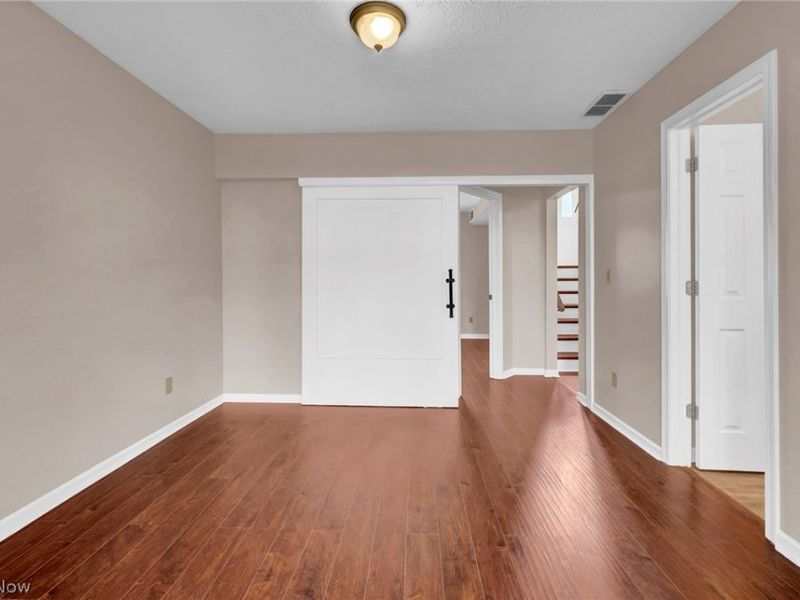 9561 Cyprus Lane, Olmsted Falls, OH 44138 Photo 23