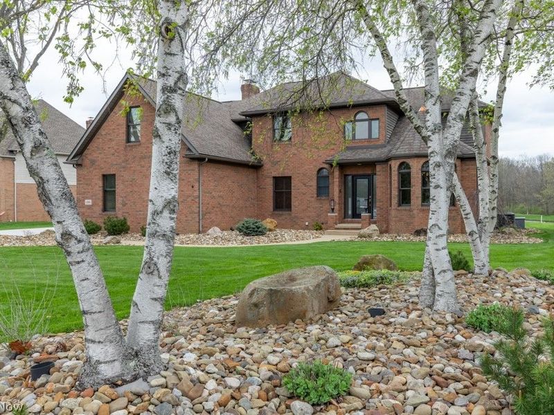 4864 Armandale Avenue NW, Canton, OH 44718 Photo 1