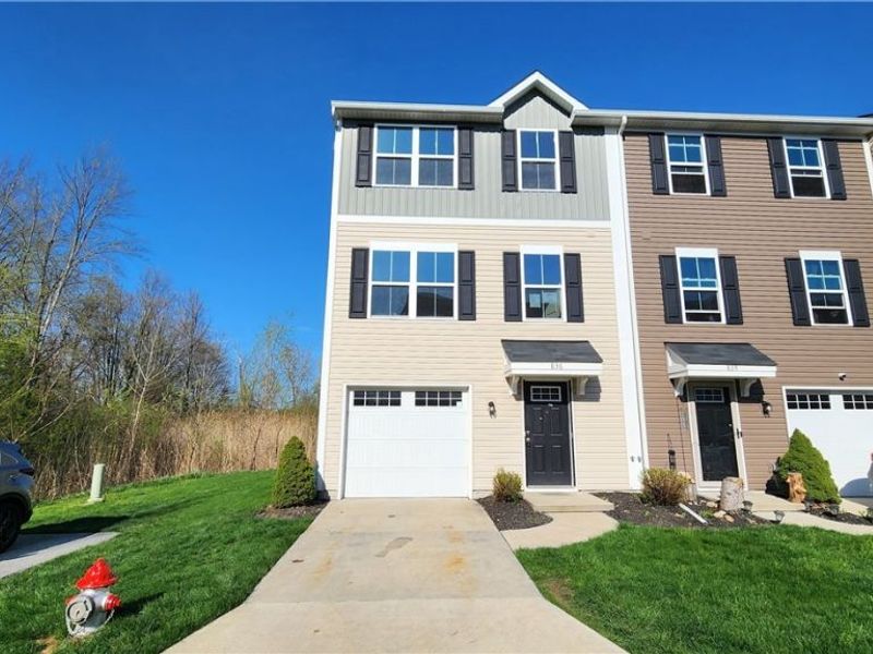 836 Sugarberry Court, Painesville Township, OH 44077 Photo 1