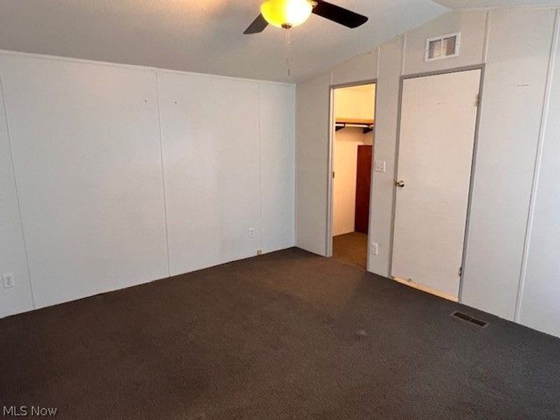 54 Flagler, Olmsted Township, OH 44138 Photo 12