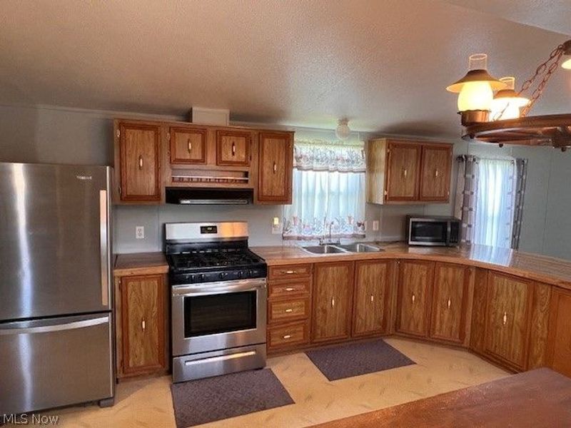 54 Flagler, Olmsted Township, OH 44138 Photo 7