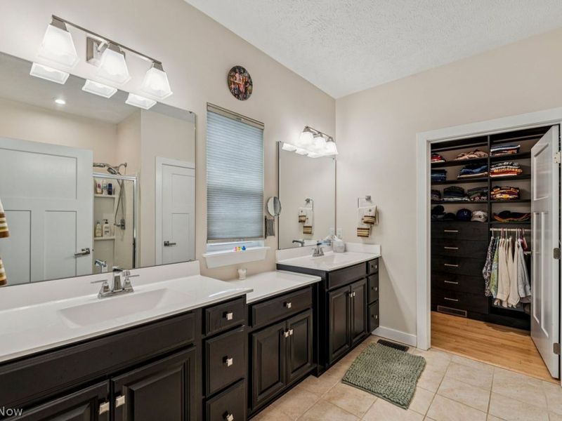 36533 Annie Lane, North Ridgeville, OH 44039 Photo 14