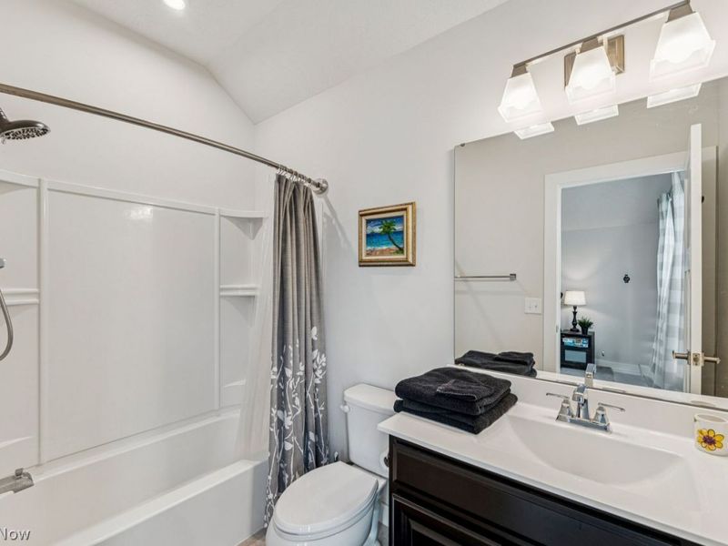 36533 Annie Lane, North Ridgeville, OH 44039 Photo 26