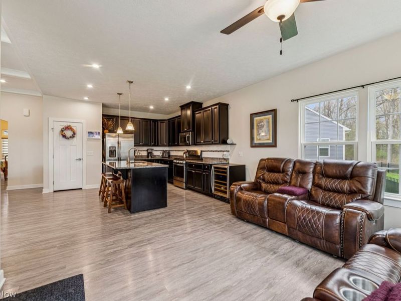 36533 Annie Lane, North Ridgeville, OH 44039 Photo 6