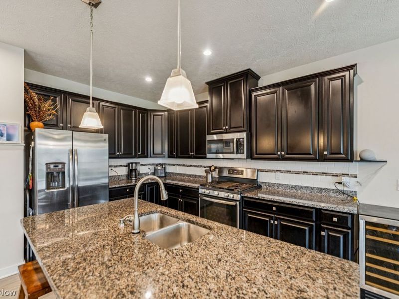 36533 Annie Lane, North Ridgeville, OH 44039 Photo 8