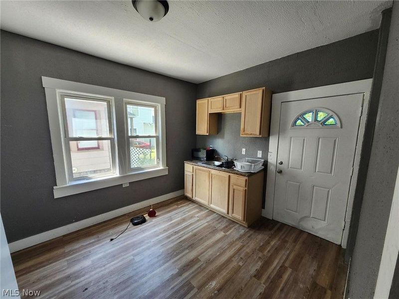 13809 Beachwood Avenue, Cleveland, OH 44105 Photo 6