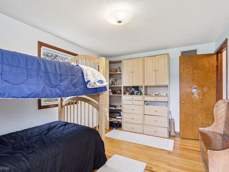 8481 Whitmer Avenue NE, Canton, OH 44721 Photo 20