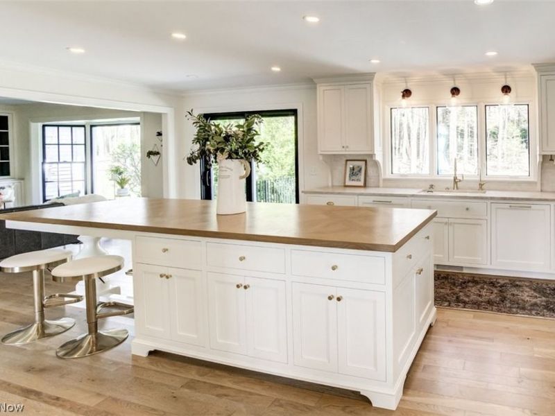 17550 Stockton Lane , Chagrin Falls, OH 44023 Photo 13