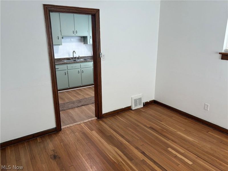 15501 Judson Drive, Cleveland, OH 44128 Photo 32