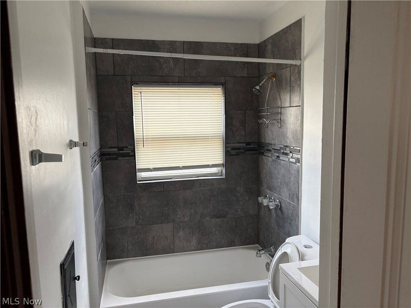 15501 Judson Drive, Cleveland, OH 44128 Photo 37